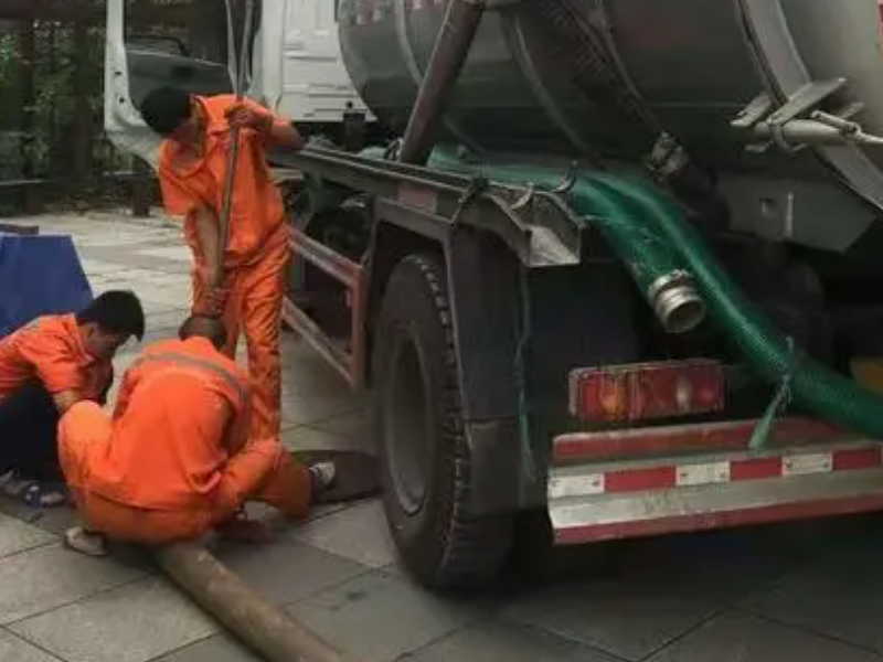 武汉江夏大型吸污抽粪车